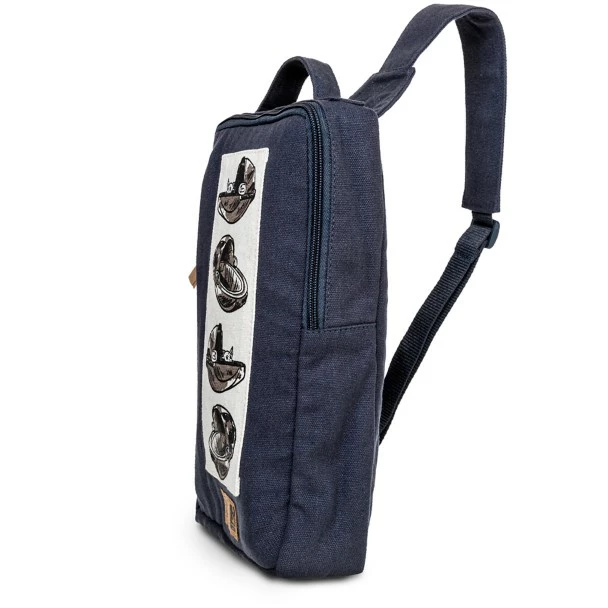 Disney Grogu Sling Bag – Star Wars: The Mandalorian 4 Disney Grogu Sling Bag – Star Wars: The Mandalorian - Image 2